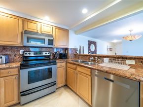 1621 Collins Ave 802, Miami Beach FL 33139