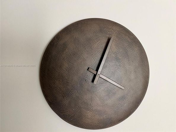 1621 Collins Ave 802, Miami Beach FL 33139