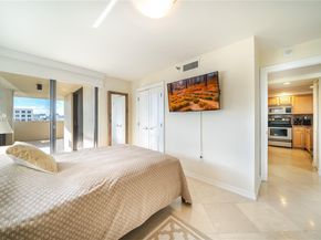 1621 Collins Ave 802, Miami Beach FL 33139