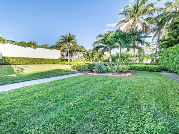 1621 Collins Ave 802, Miami Beach FL 33139