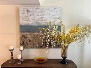 1621 Collins Ave 802, Miami Beach FL 33139