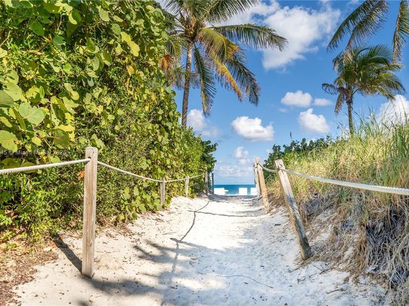 1621 Collins Ave 802, Miami Beach FL 33139