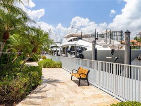 19707 Turnberry Way 14G, Aventura FL 33180