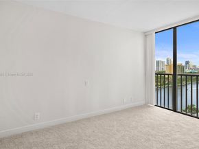 19707 Turnberry Way 14G, Aventura FL 33180