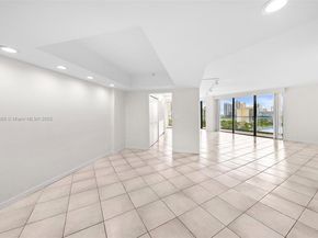 19707 Turnberry Way 14G, Aventura FL 33180