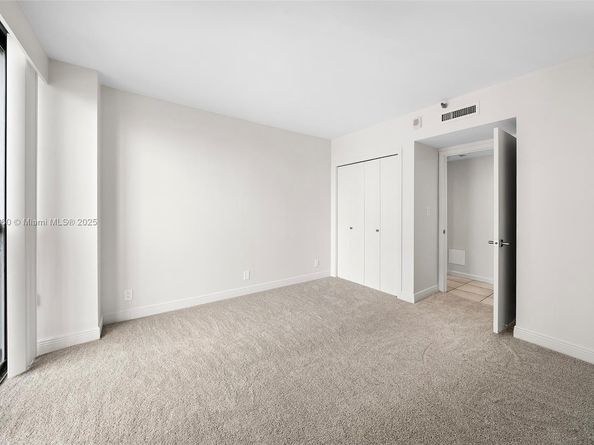 19707 Turnberry Way 14G, Aventura FL 33180