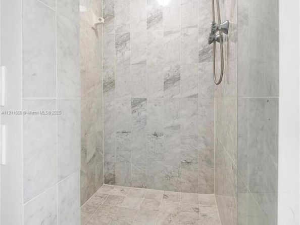 19707 Turnberry Way 14G, Aventura FL 33180