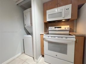 2415 NW 16th St Rd 3031, Miami FL 33125