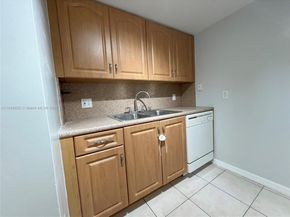 2415 NW 16th St Rd 3031, Miami FL 33125