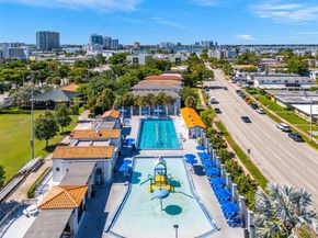 410 S Shore Dr, Miami Beach FL 33141