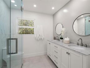 410 S Shore Dr, Miami Beach FL 33141