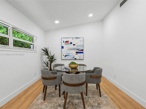 410 S Shore Dr, Miami Beach FL 33141