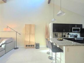 1757 NW 74th Ave 15, Plantation FL 33313
