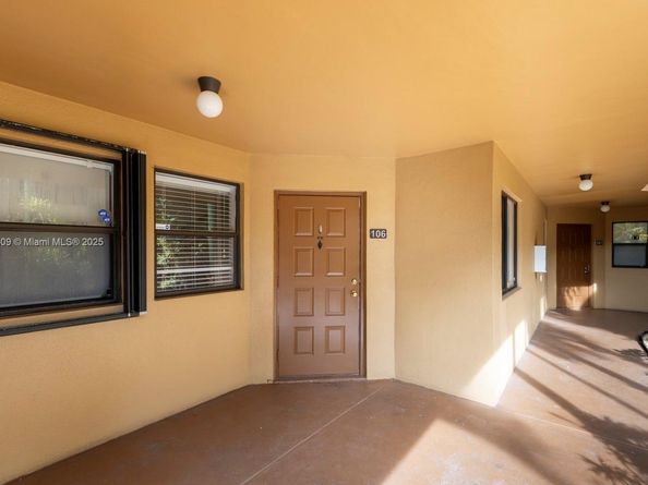15525 Miami Lakeway N 1068, Miami Lakes FL 33014
