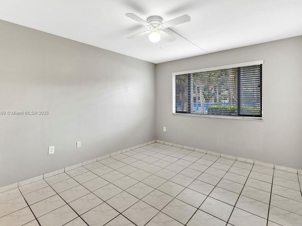 15525 Miami Lakeway N 1068, Miami Lakes FL 33014