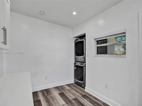 2137 SW 4th St, Miami FL 33135