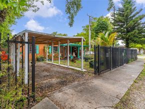 2490 NW 59th St, Miami FL 33142