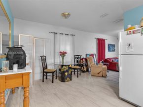 2490 NW 59th St, Miami FL 33142