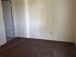 1940 NW 119th St 803, Miami FL 33167