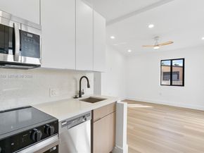 3621 SW 48th Ave, West Park FL 33023