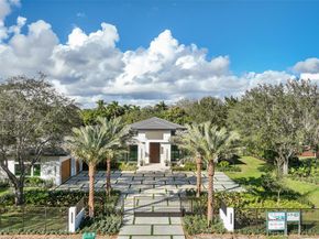 7725 SW 114th St, Pinecrest FL 33156