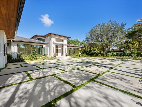 7725 SW 114th St, Pinecrest FL 33156