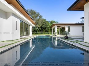 7725 SW 114th St, Pinecrest FL 33156