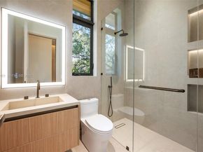 7725 SW 114th St, Pinecrest FL 33156
