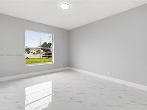 8500 SW 20th St, North Lauderdale FL 33068