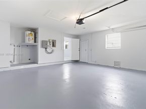 8500 SW 20th St, North Lauderdale FL 33068