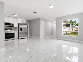 8500 SW 20th St, North Lauderdale FL 33068