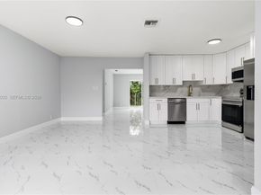 8500 SW 20th St, North Lauderdale FL 33068
