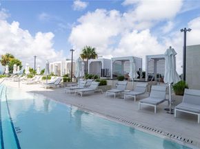 300 Biscayne Blvd Way 4007, Miami FL 33130