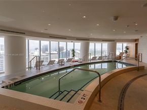 300 Biscayne Blvd Way 4007, Miami FL 33130
