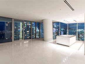 300 Biscayne Blvd Way 4007, Miami FL 33130