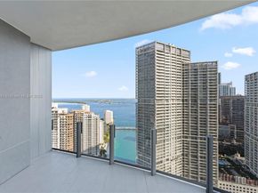 300 Biscayne Blvd Way 4007, Miami FL 33130