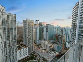 300 Biscayne Blvd Way 4007, Miami FL 33130