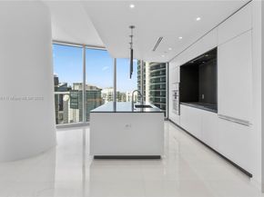 300 Biscayne Blvd Way 4007, Miami FL 33130