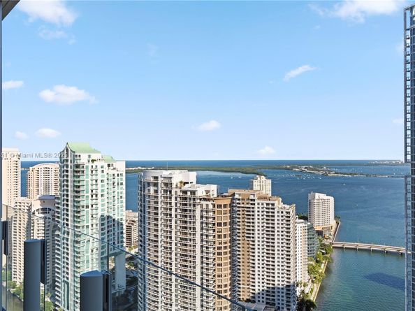 300 Biscayne Blvd Way 4007, Miami FL 33130