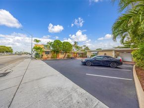 6124 Pembroke Rd, Miramar FL 33023