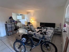 6124 Pembroke Rd, Miramar FL 33023