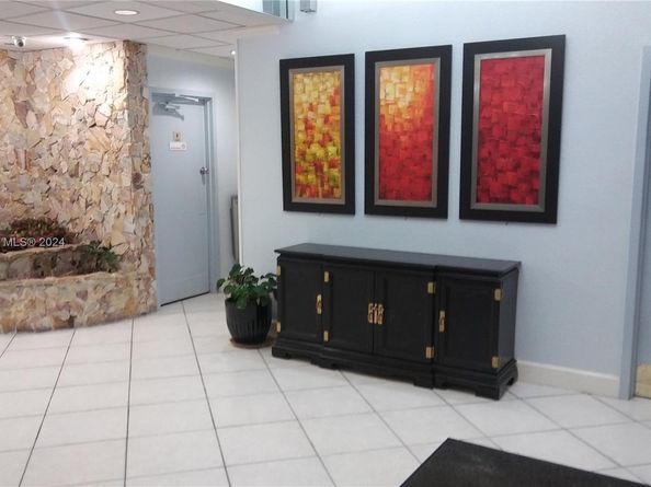 1000 St Charles Pl 615, Pembroke Pines FL 33026