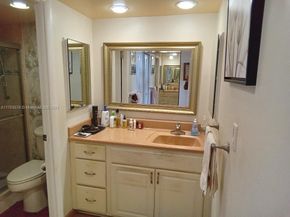 1000 St Charles Pl 615, Pembroke Pines FL 33026