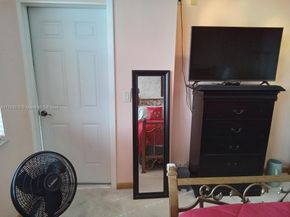 1000 St Charles Pl 615, Pembroke Pines FL 33026