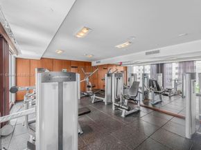335 S Biscayne Blvd LPH02, Miami FL 33131