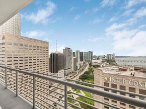 335 S Biscayne Blvd LPH02, Miami FL 33131