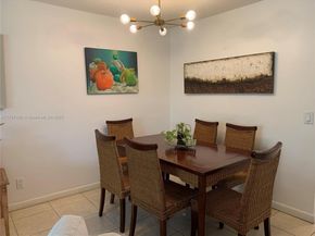 9621 Sunrise Lakes Blvd 211, Sunrise FL 33322