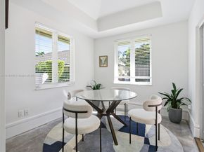 7675 Steeplechase Dr, Palm Beach Gardens FL 33418