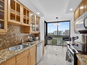 1000 Island Blvd 2105, Aventura FL 33160