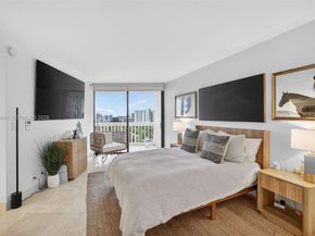 1000 Island Blvd 2105, Aventura FL 33160